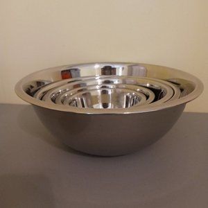 Finedine 6 pc Stainless Steel Bowl Set, No Sharp Edges Durable Mirror Finish NEW